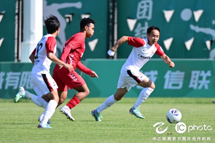 温钧翔点射 海港富盛经开客场1-0终结泰安天贶主场不败