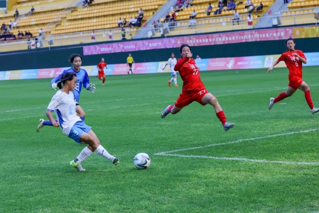 田梦君帽子戏法逆转湖南,广东U18女足5-2闯进测试赛决赛 田梦君帽子戏法逆转湖南,广东U18女足5-2闯进测试赛决赛