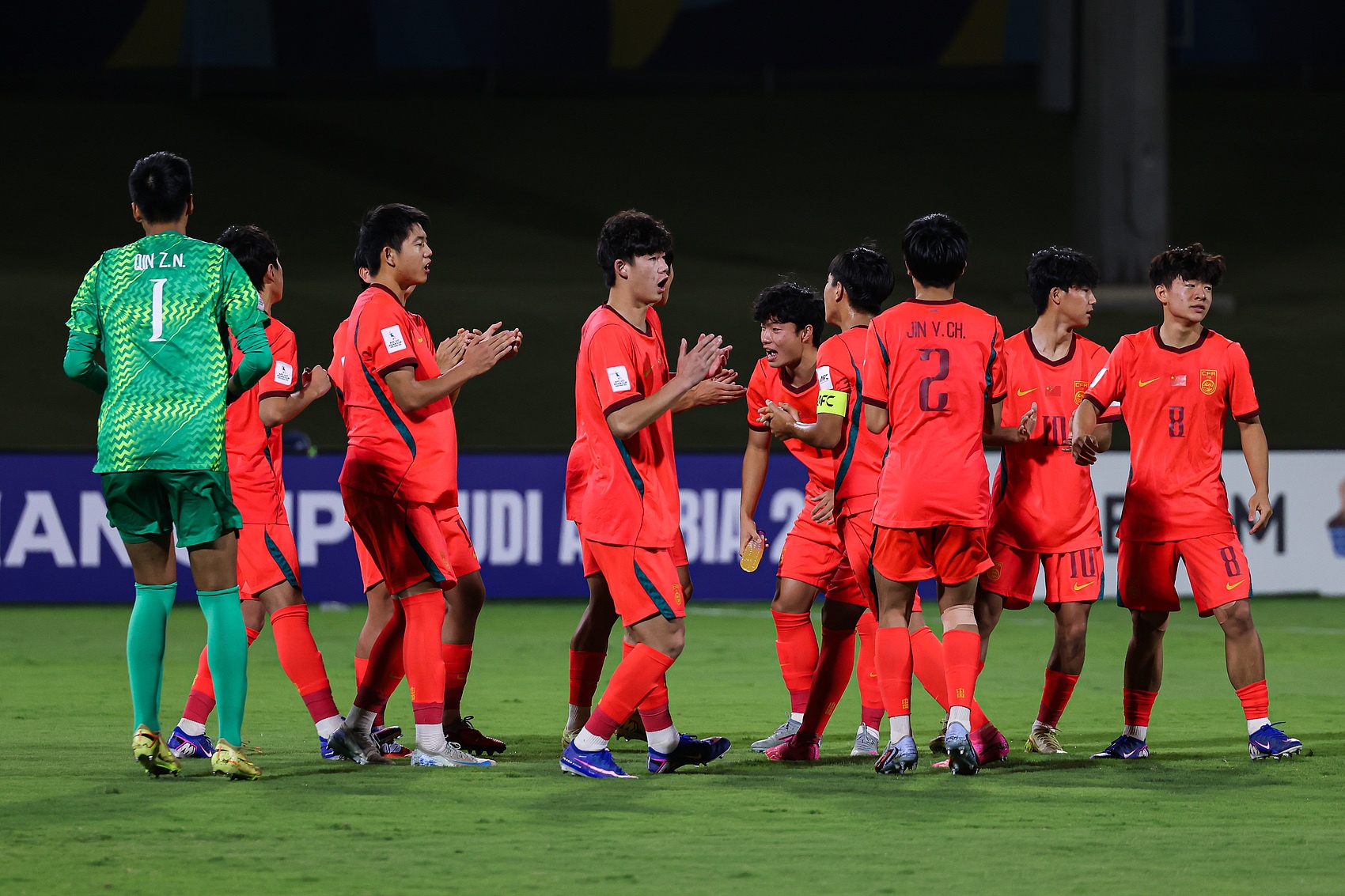 数据透视:04国少6人打入成年队,于大宝杨旭王大雷在列 数据透视:04国少6人打入成年队,于大宝杨旭王大雷在列