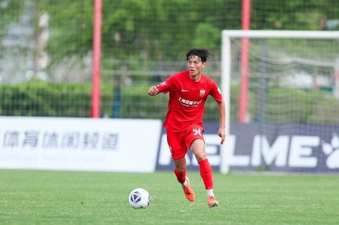 王逸伟贴地斩定胜局,上海海港富盛经开1-0兰州陇原竞技 王逸伟贴地斩定胜局,上海海港富盛经开1-0兰州陇原竞技